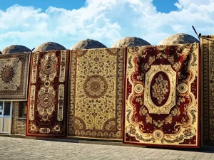 Аутентичный узбекский ковер с уникальным орнаментом.