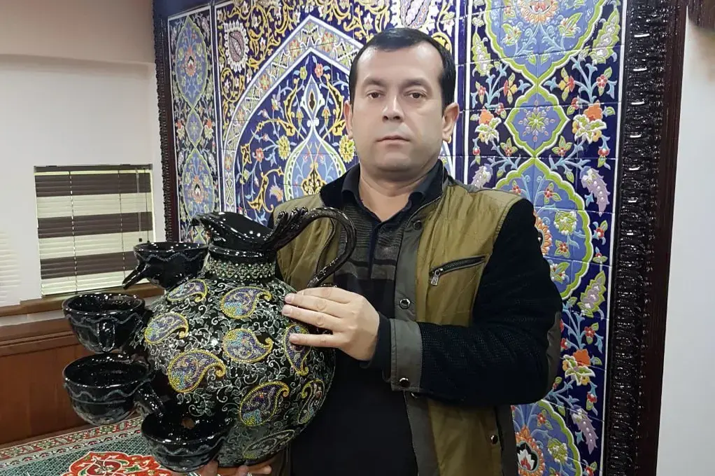 Керамическое изделие, созданное Равшаном Тожиддиновым